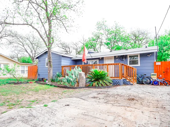 410 N Crisp, Uvalde, TX 78801