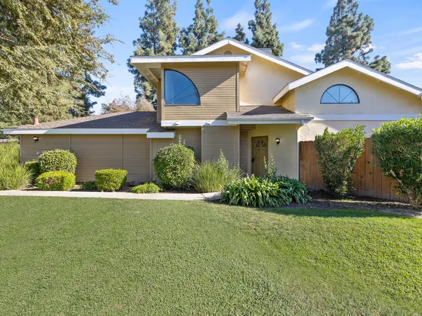 2427 E Parker Court, Visalia, CA 93292