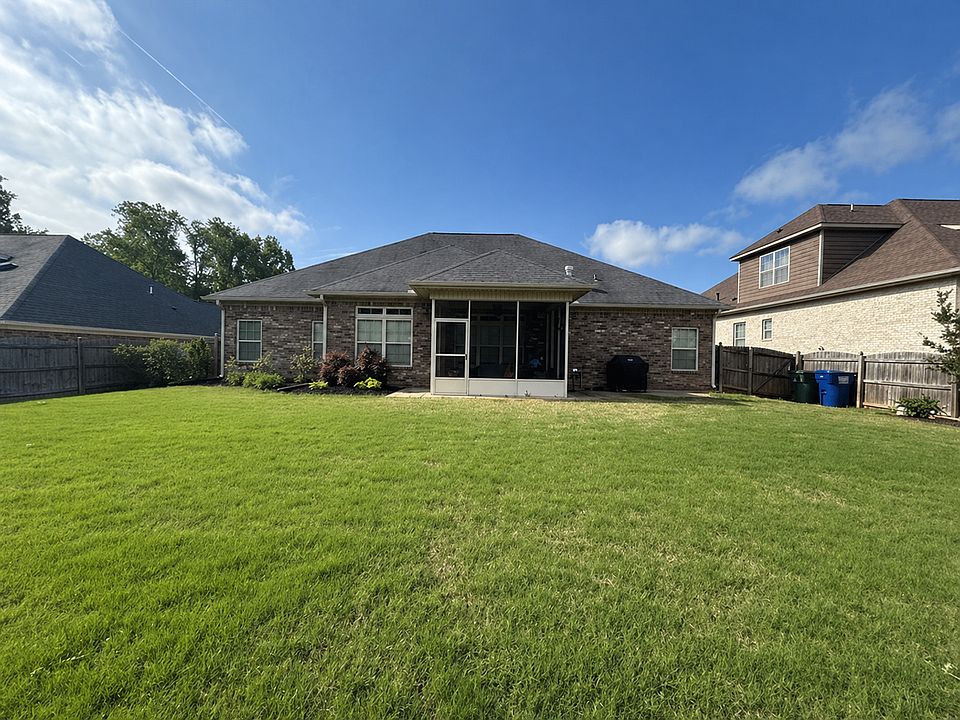 2nd image of 502 Creek Bed Cir NW