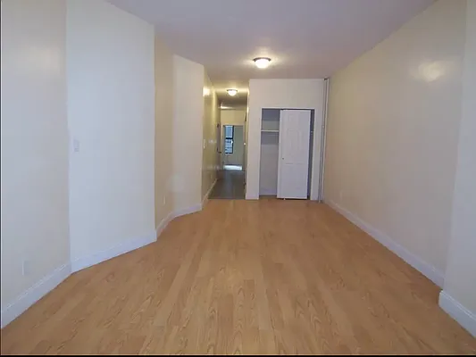 Rented by Essence Realty LLC | media 7