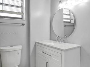 3866 SW 52nd Ave, Pembroke Park, FL 33023