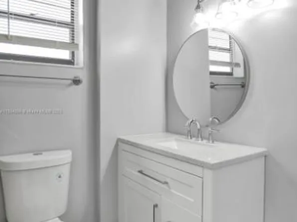 3866 SW 52nd Ave, Hollywood, FL 33023