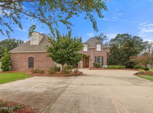 303 Chartrese Dr, Brandon, MS 39047