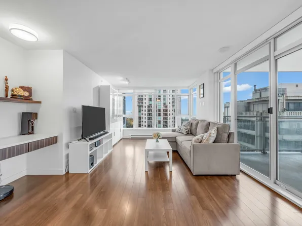 608 Belmont St #903, New Westminster, BC V3M 0G8