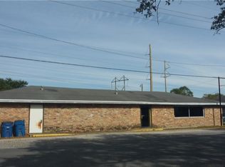 619 Henning Dr, Sulphur, LA 70663