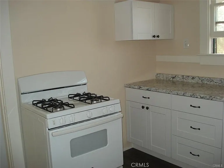 106 W Camile St #A — Photo 12