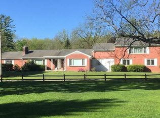 544 Hickory Ln, State College, PA 16801