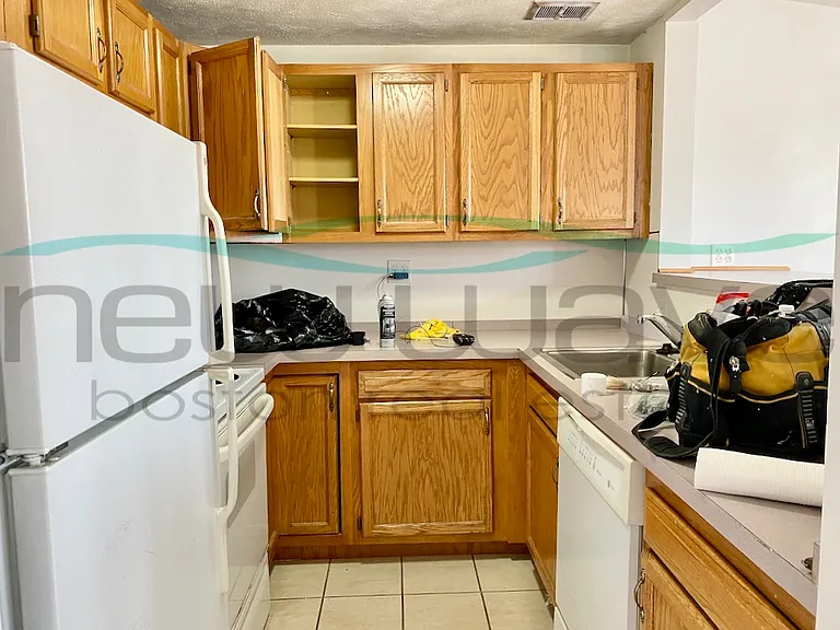 518 Massachusetts Ave #5 — Photo 8