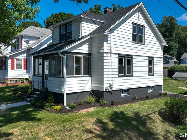 53 Hillcrest Avenue, Hamden, CT 06514