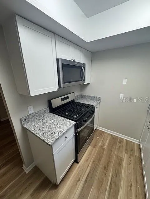1 bed, 792 sqft, $1,175 — Photo 3