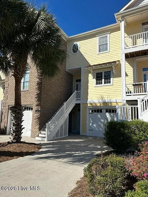100 E Sable Oak Cir #103