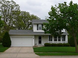 1109 N High Point Rd, Madison, WI 53717