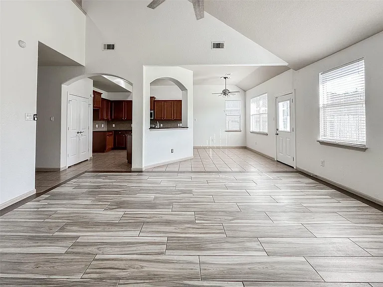 20319 Little Wing Dr — Photo 20