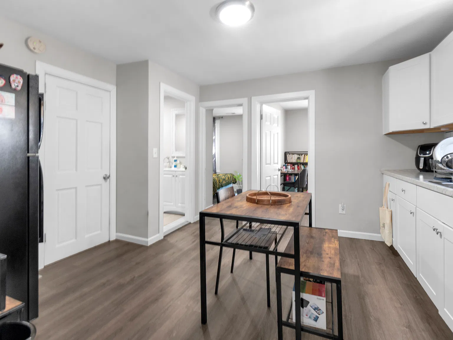 2 bed, 950 sqft, $1,990 — Photo 4