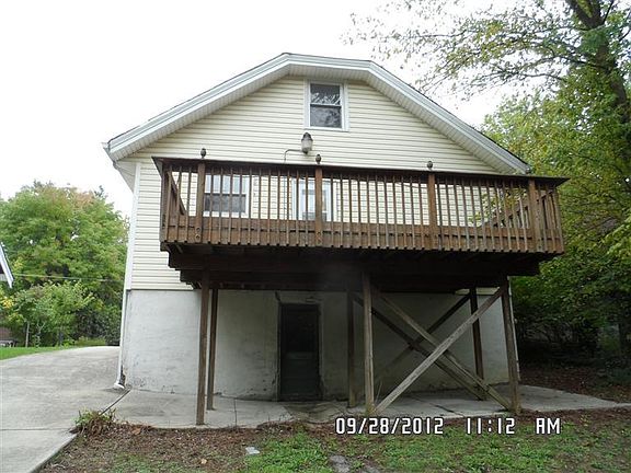2nd image of 5918 E Woodmont Ave