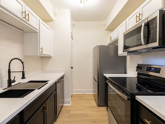 4th image of 10047 Westpark Dr APT 12