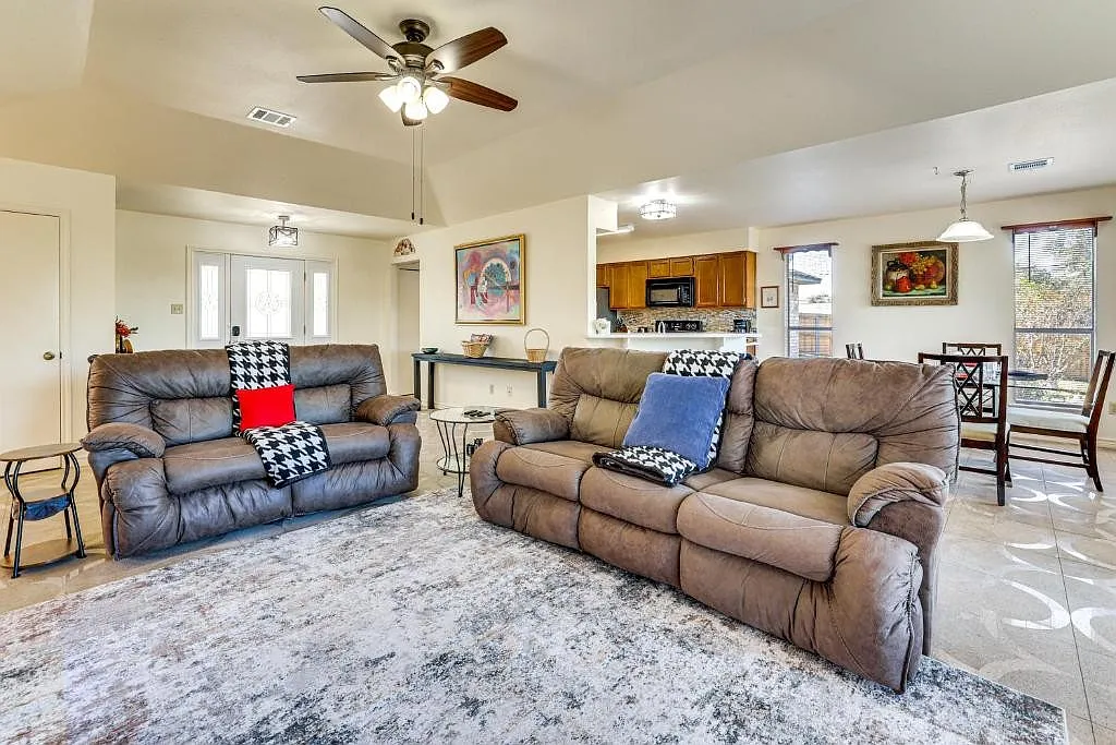 25926 Mahogony Trail — Photo 1