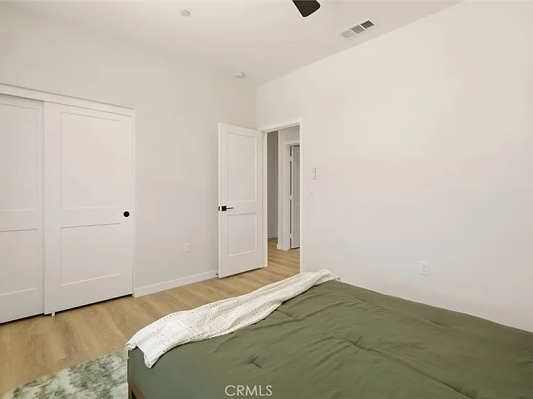 5855 Persepolis Ct — Photo 15