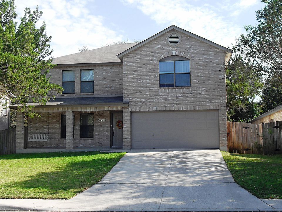 1st image of 15863 Lomita Springs Dr