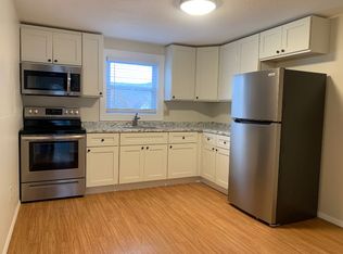 25 Franklin St APT L, Easthampton, MA 01027