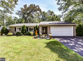 1505 Millikens Bend Rd, Herndon, VA 20170