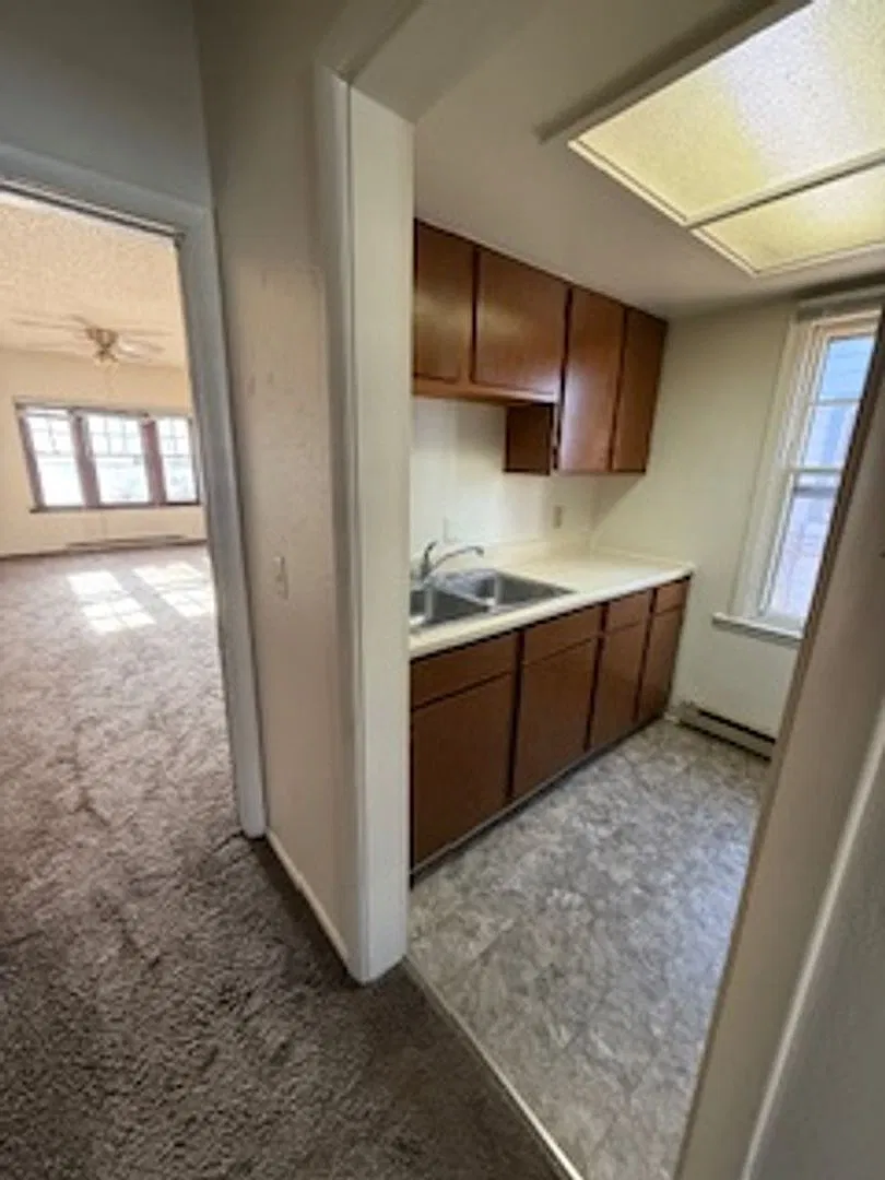 123 Wyoming Ave — Photo 3