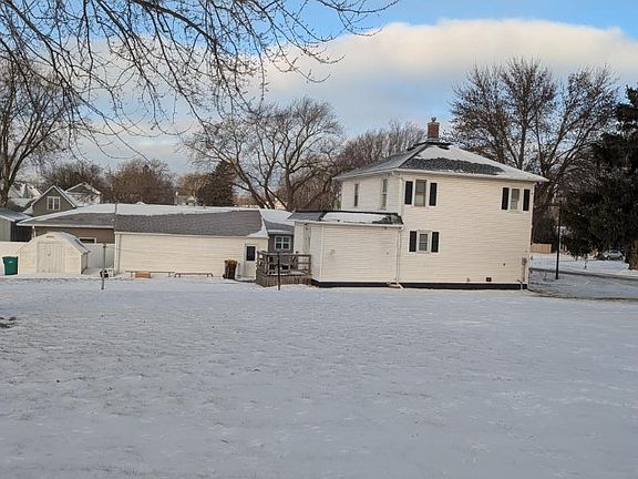 2nd image of 96 7th St SW