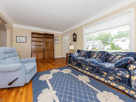 3rd image of 30202 Mildred St