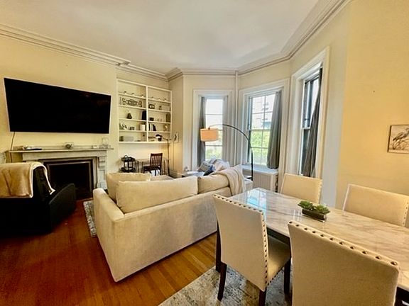 5th image of 247 Beacon St APT 6