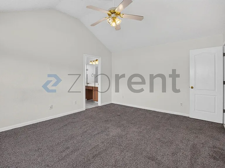 2882 Newtons Crest Cir — Photo 23