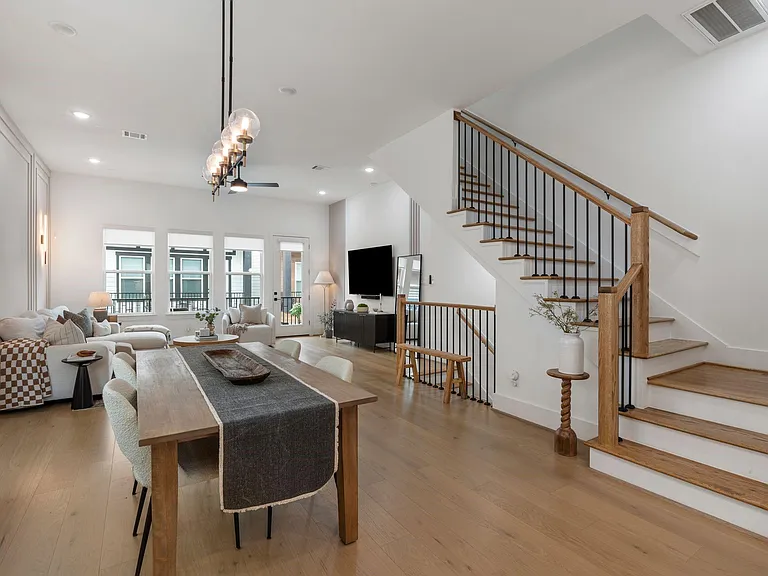 857 Fisher St #F — Photo 17