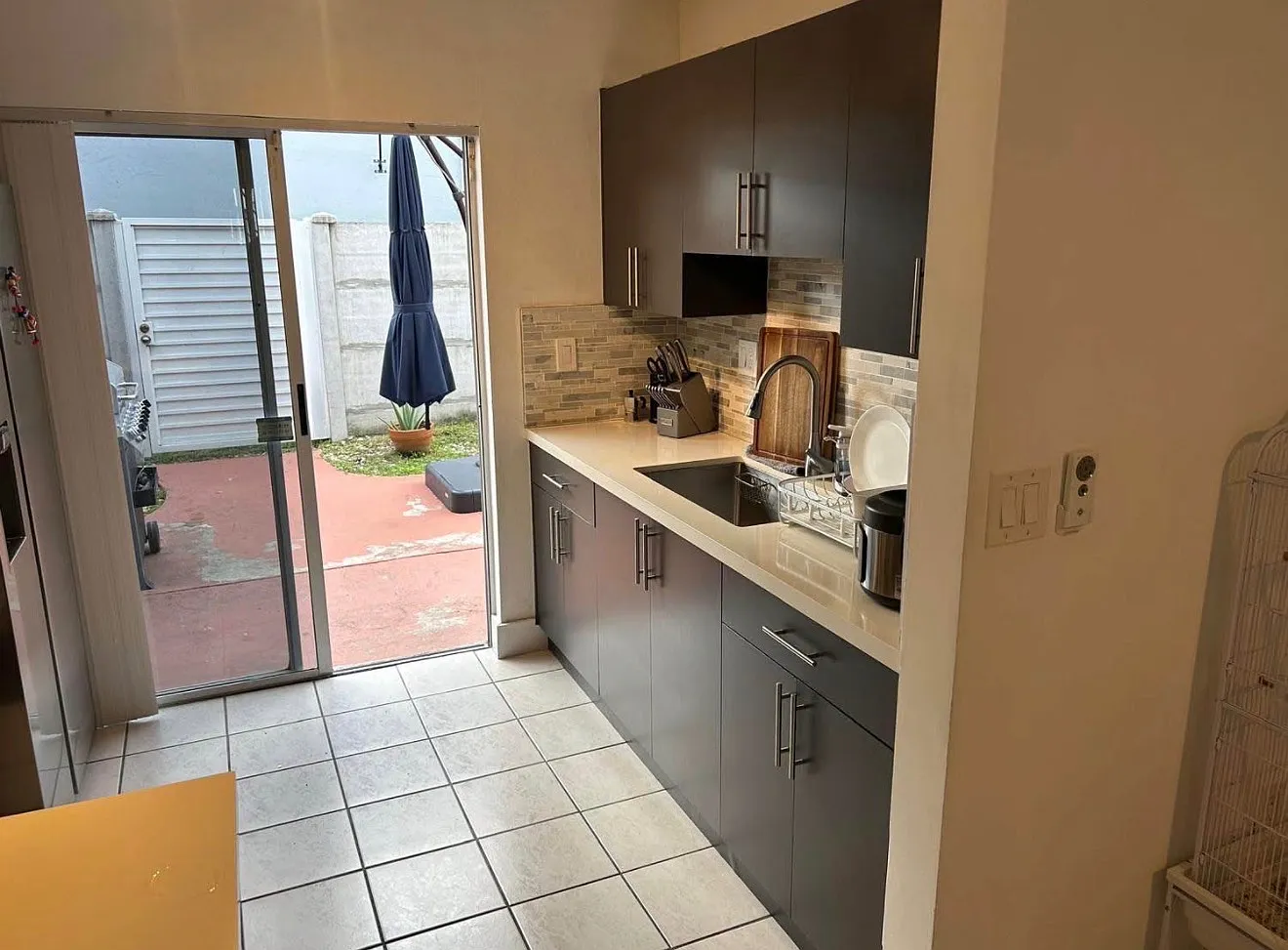 2 bed, 1100 sqft, $2,500 — Photo 4