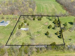3946 E Martinsburg Fire Rd, Palmyra, IN 47164