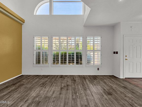 5th image of 10223 N 12TH Place #2