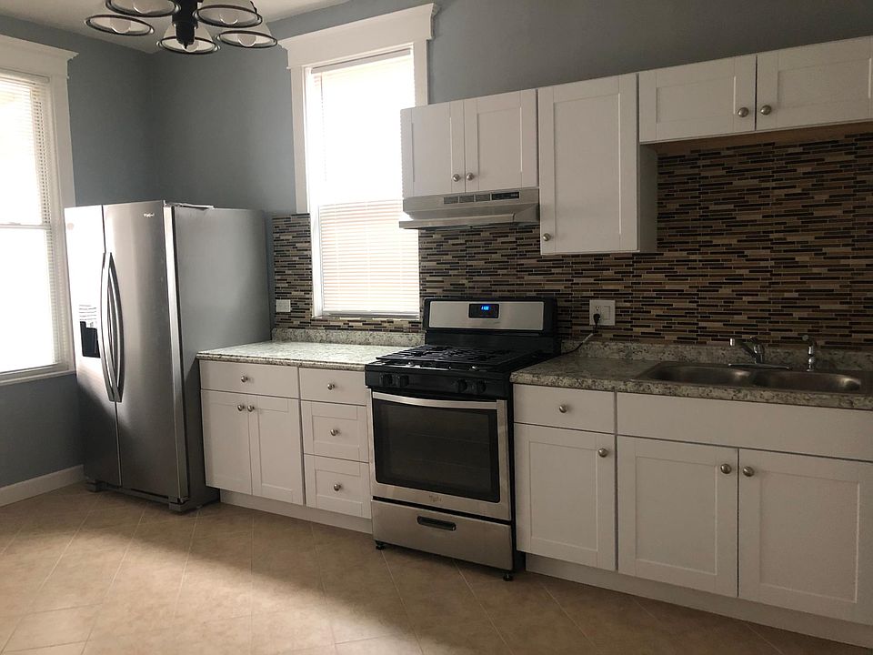 1st image of 2745 S Sawyer Ave #2
