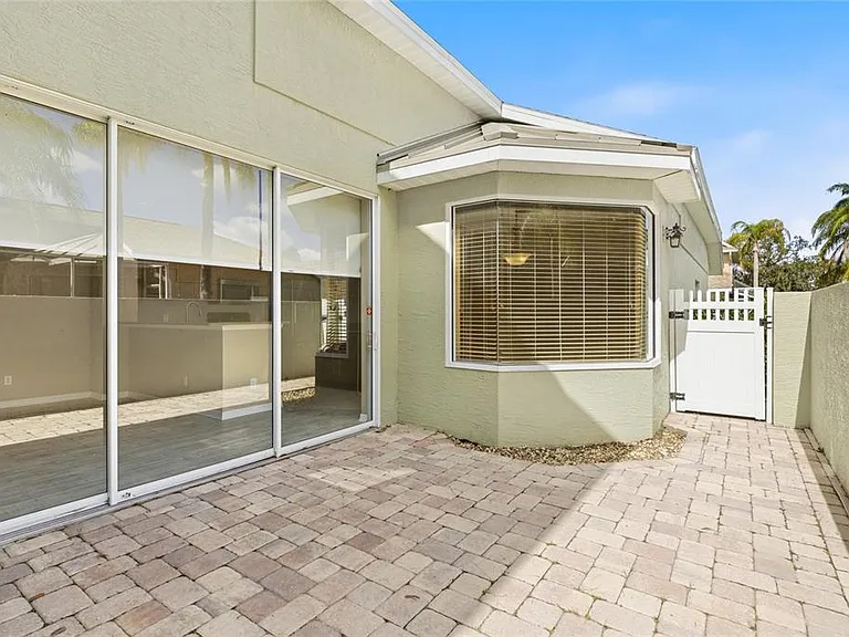11639 Old Florida Ln — Photo 10