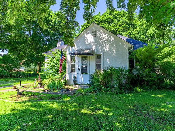3rd image of 6410 Gardenview Dr