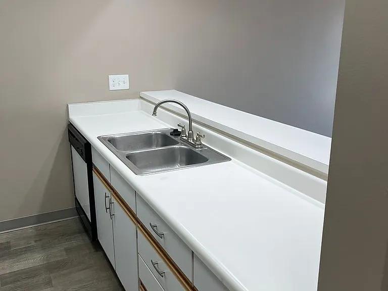 Deer Park Apartments — Photo 62