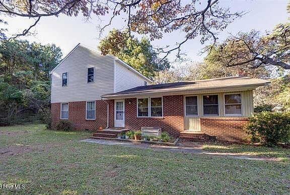 2nd image of 104 Darsel Lane