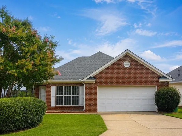 108 Pin Oak Dr, Greenwood, SC 29649