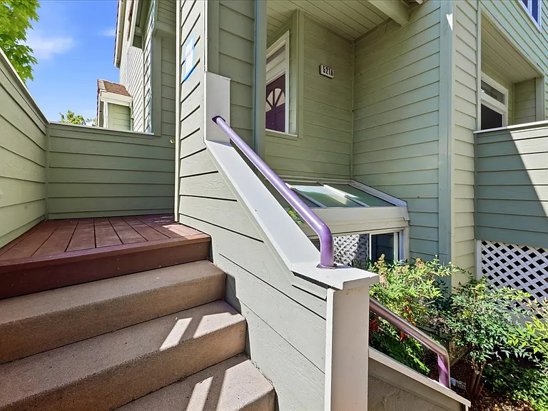 521 Porpoise Bay Ter #A — Photo 70