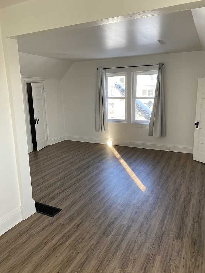 1 bed, $1,400 — Photo 3