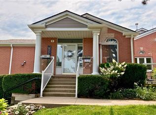341 George St N #4, Cambridge, ON N1S4X7