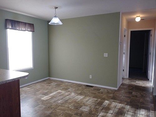 3rd image of 3639 Bentwood Cir W