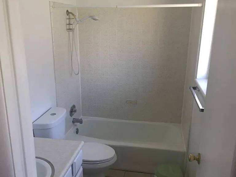 201 E Julie Anna Dr — Photo 8