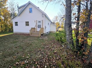13 Center St, Kenduskeag, ME 04450
