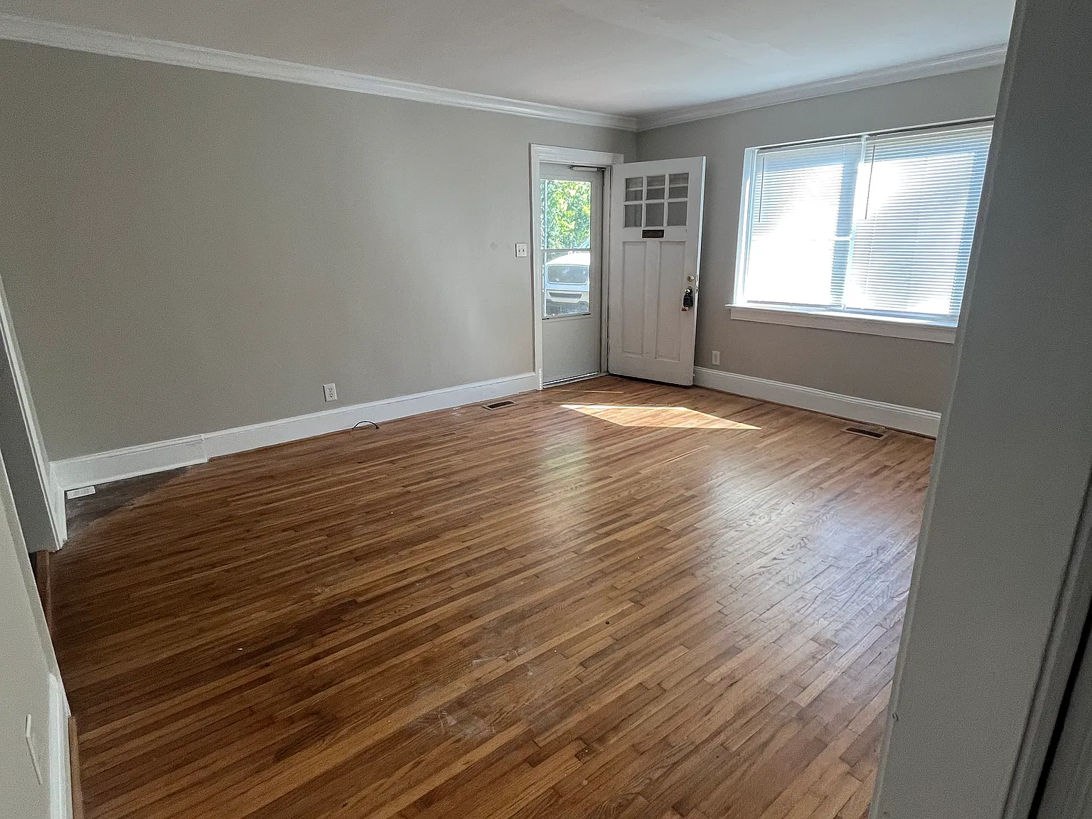 2 bed, $2,000 — Photo 3