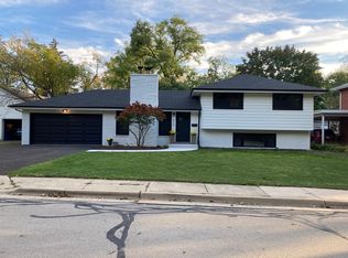 425 Hill St, Downers Grove, IL 60515