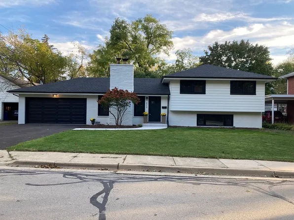 425 Hill St, Downers Grove, IL 60515