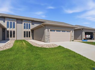 6133 S Bison Pl, Sioux Falls, SD 57108